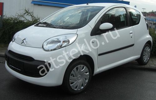 Автостекла Citroen C1 I c установкой в Москве